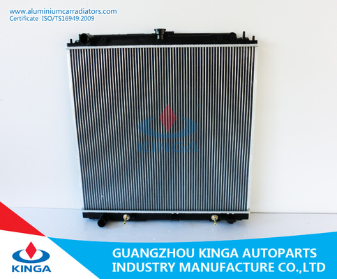 Китай Алюминиевые пригонки радиатора для части NISSAN NAVARA'05-AT автоматической запасной поставщик